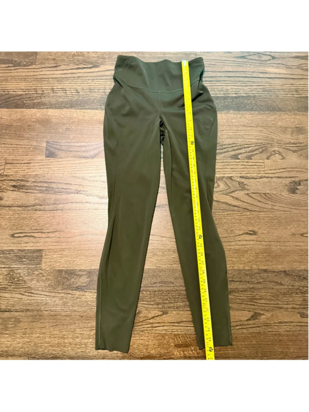 Lululemon Women’s Olive Green Full Length Leggings Sz 6